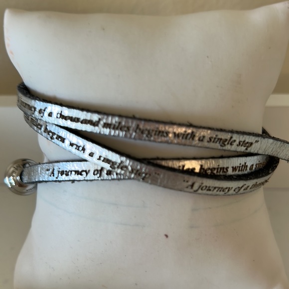 AMEN silver leather wrap bracelet engraved with our journey… - Picture 3 of 10